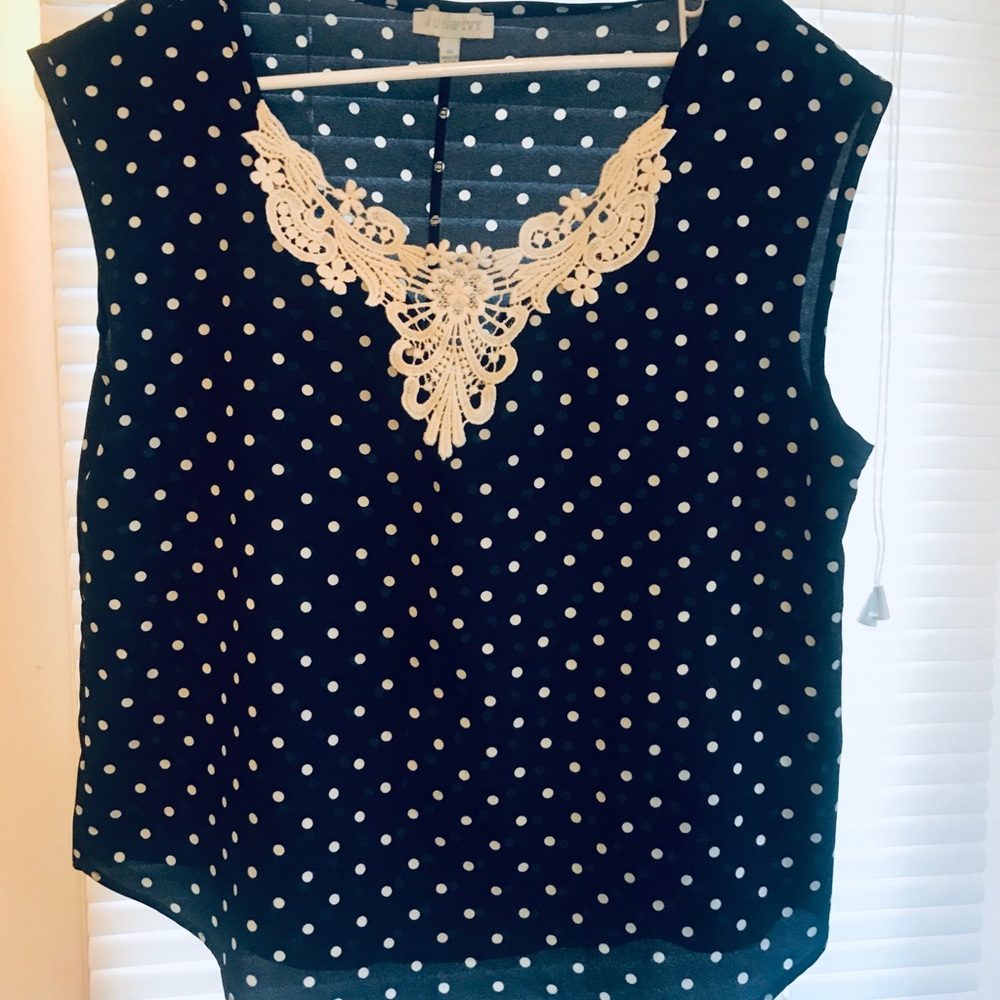 Jun & Ivy navy blue with ivory detail tank/blouse
